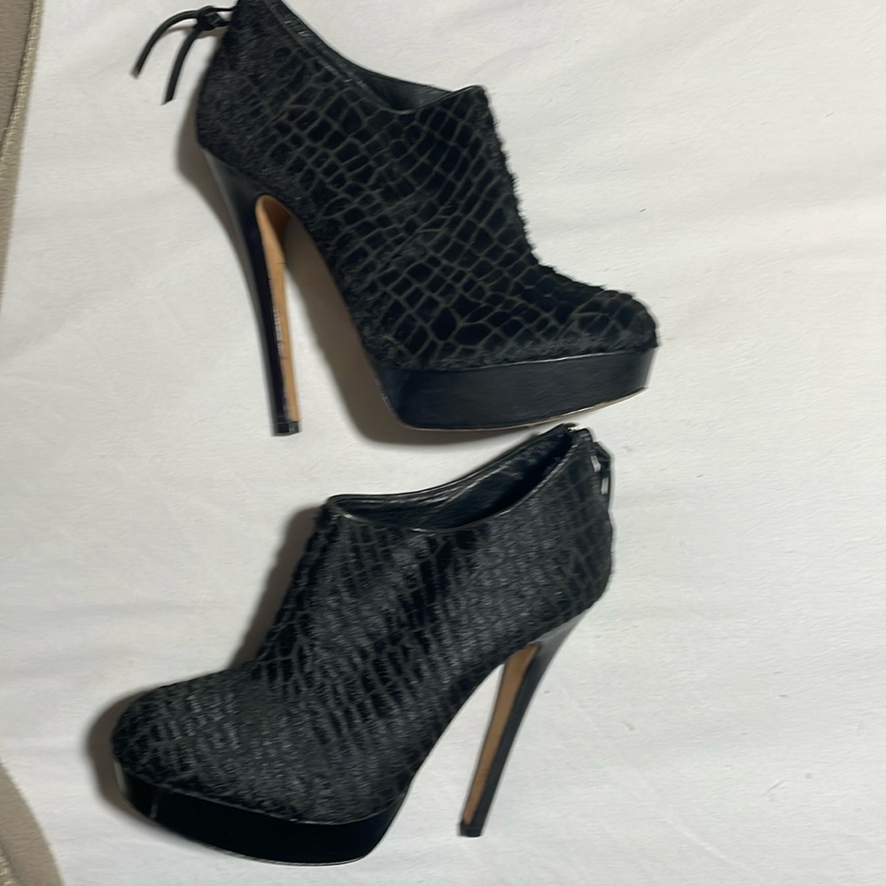 House of Harlow 1960 Heels Black Calf Hair Crocodile Platform Bootie Sz39(8.5US)